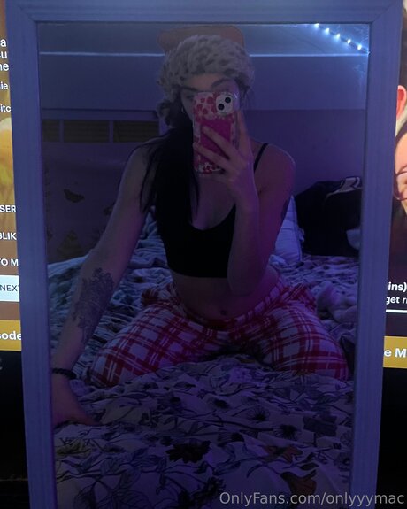 Nacktes geleaktes OnlyFans-Foto von Onlyyymac