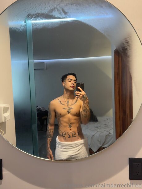 Nacktes geleaktes OnlyFans-Foto von Naim Darrechi