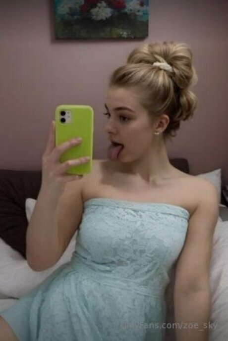 Zoe Sky
