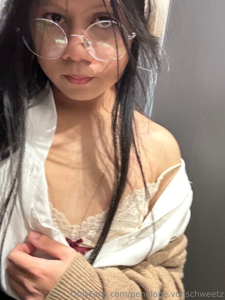 Nacktes geleaktes OnlyFans-Foto von Penelope Candyy