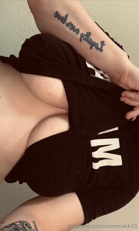 Mommakk33
