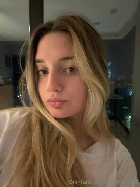 Nacktes geleaktes OnlyFans-Foto von U484060361