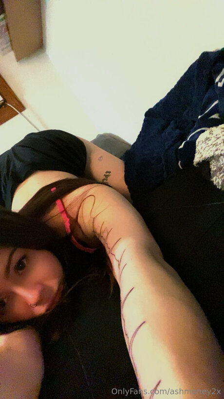 Nacktes geleaktes OnlyFans-Foto von Ashmoney2x
