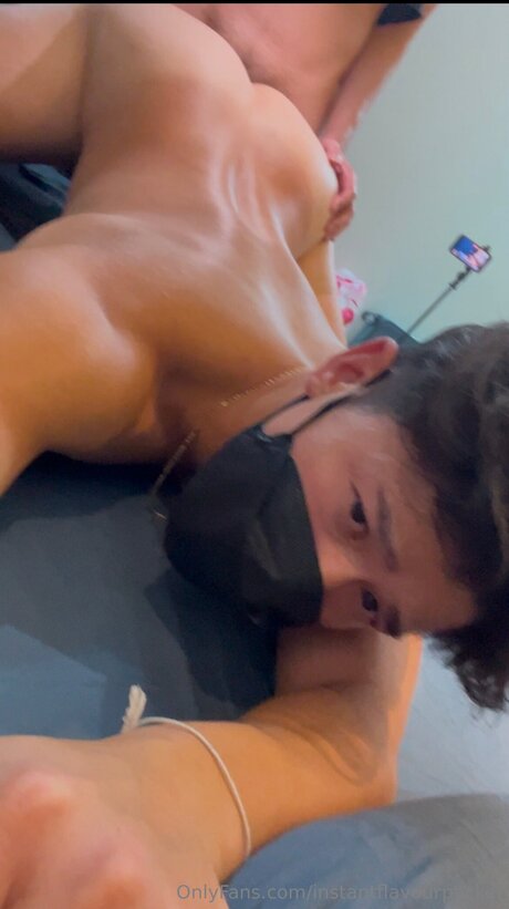 Nacktes geleaktes OnlyFans-Foto von Instantflavourpacket