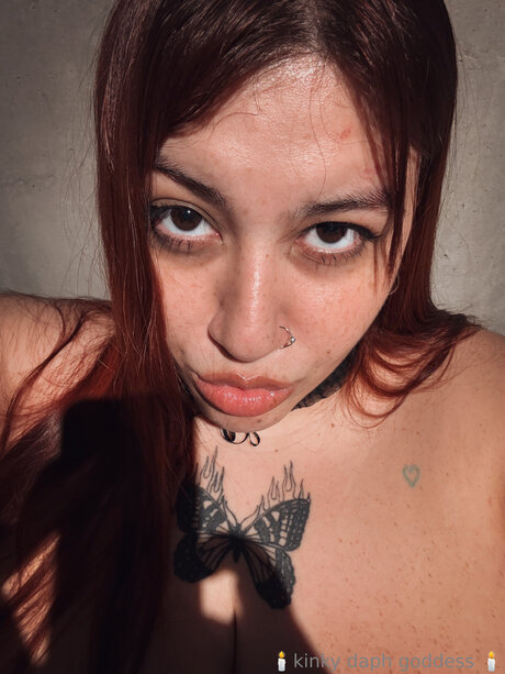 Nacktes geleaktes OnlyFans-Foto von Mistressdracaryss