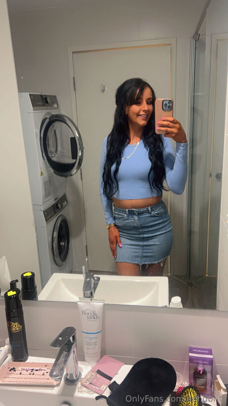 Nacktes geleaktes OnlyFans-Foto von Adhdbritt