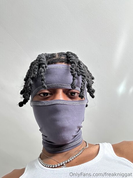 Freakniggat