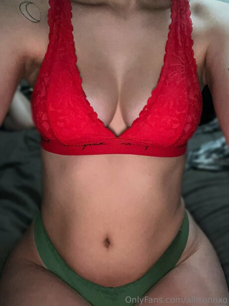 Nacktes geleaktes OnlyFans-Foto von Allisonnxo