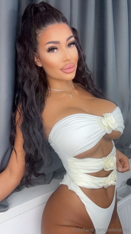 Nacktes geleaktes OnlyFans-Foto von Selenasky