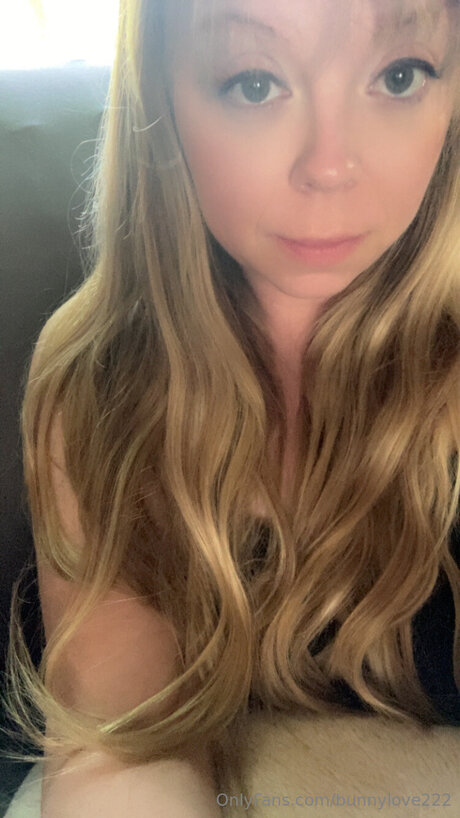 Nacktes geleaktes OnlyFans-Foto von Bunnylove222