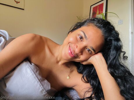 Nacktes geleaktes OnlyFans-Foto von Scarletflamexxx
