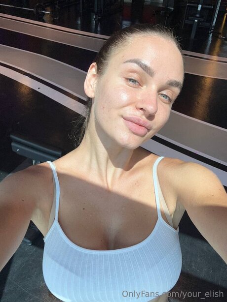 Nacktes geleaktes OnlyFans-Foto von Your Elish