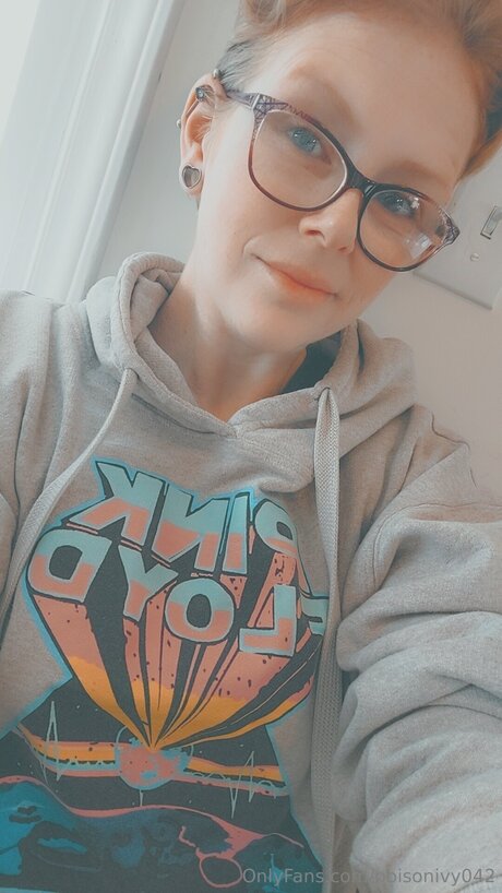 Nacktes geleaktes OnlyFans-Foto von Poisonivy042