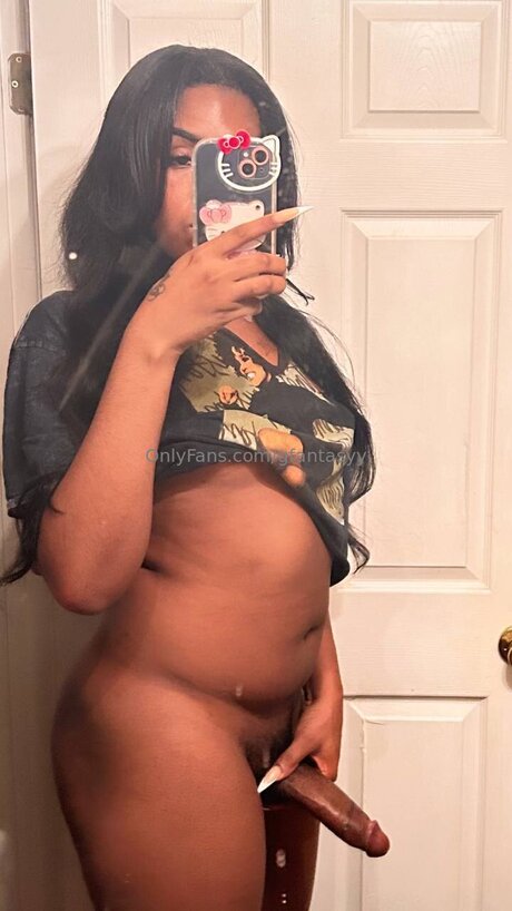 Nacktes geleaktes OnlyFans-Foto von Gthafantasyy