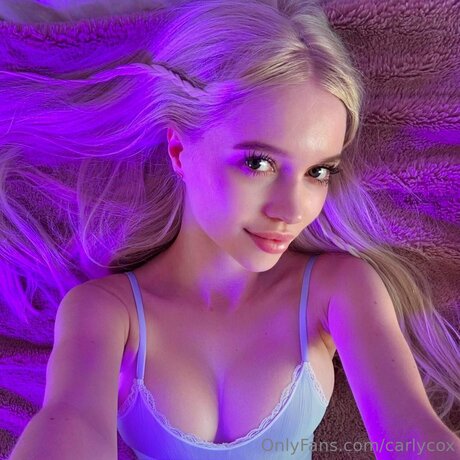 Nacktes geleaktes OnlyFans-Foto von Carlycox