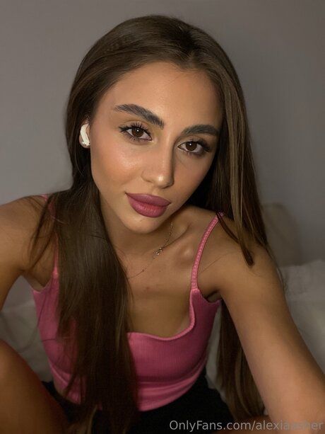 Nacktes geleaktes OnlyFans-Foto von Alexiaasher