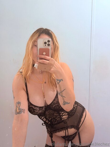 Nacktes geleaktes OnlyFans-Foto von Pastelde3lechez