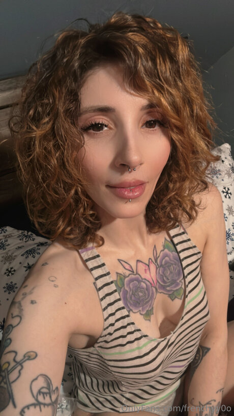 Nacktes geleaktes OnlyFans-Foto von Frenchyy0o