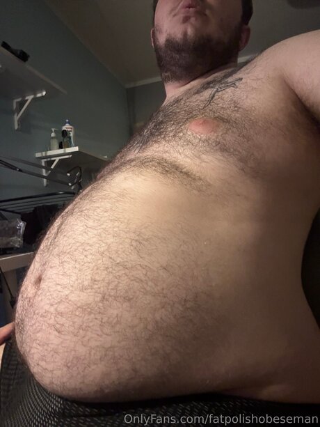 Nacktes geleaktes OnlyFans-Foto von Fatpolishobeseman
