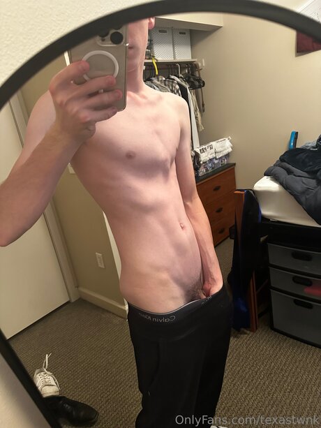Nacktes geleaktes OnlyFans-Foto von Texastwnk