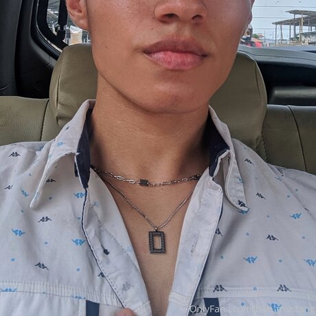 Nacktes geleaktes OnlyFans-Foto von Bad Mustang