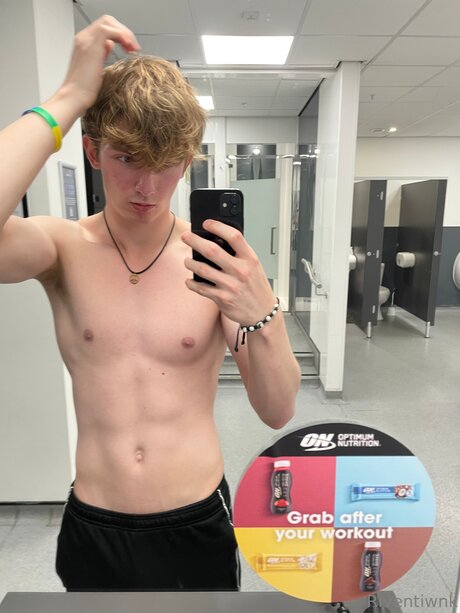 Nacktes geleaktes OnlyFans-Foto von Riventwink
