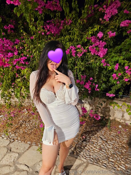 Victoria Lux 22