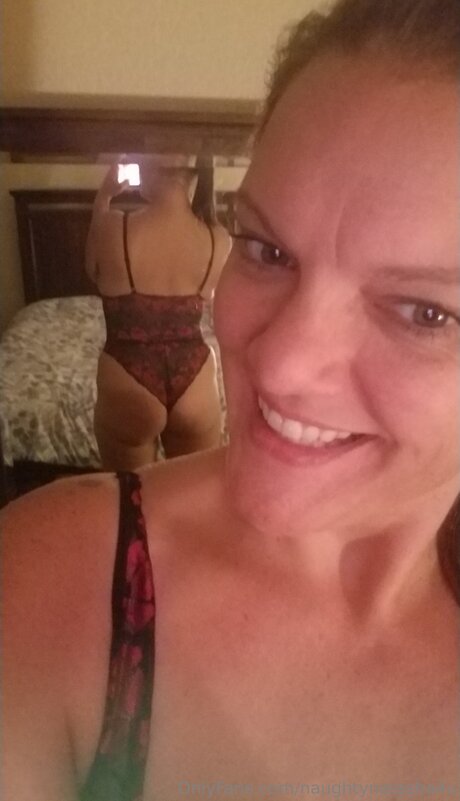 Naughtynatasha4u