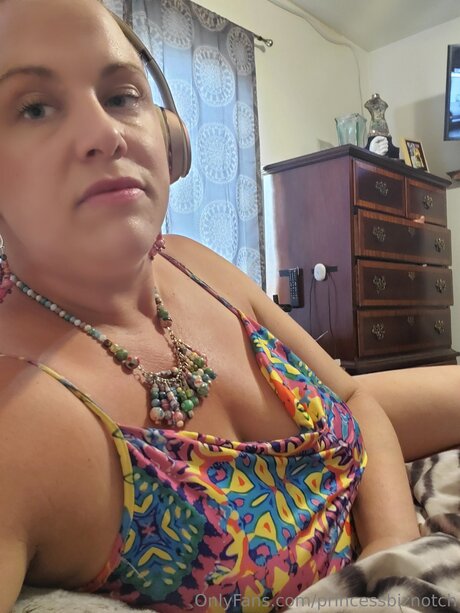 Nacktes geleaktes OnlyFans-Foto von Thebza