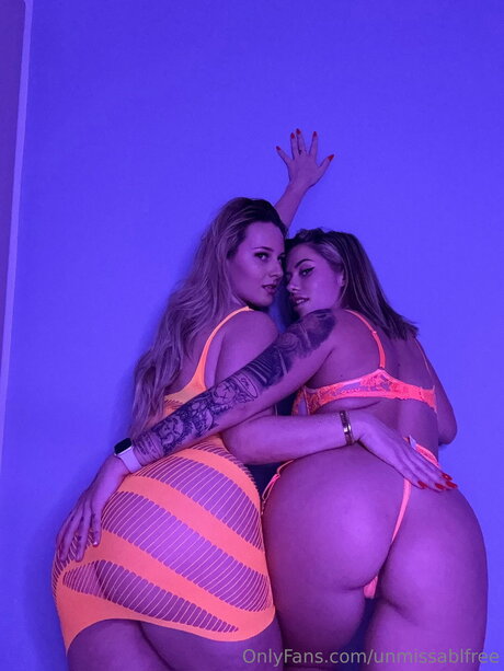 Nacktes geleaktes OnlyFans-Foto von Unmissablfree