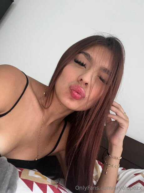 Aryalopezx