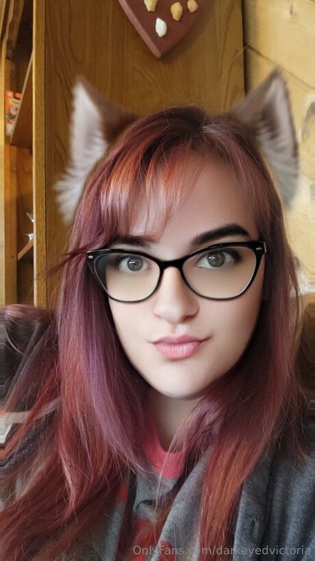 Darkeyedvictoria