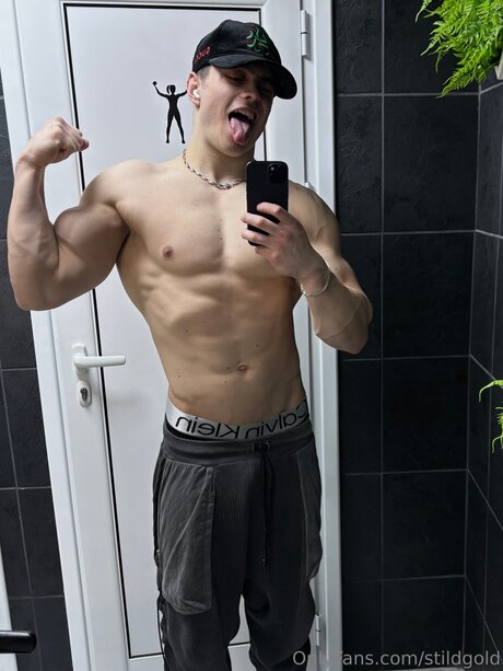 Nacktes geleaktes OnlyFans-Foto von Stildgold