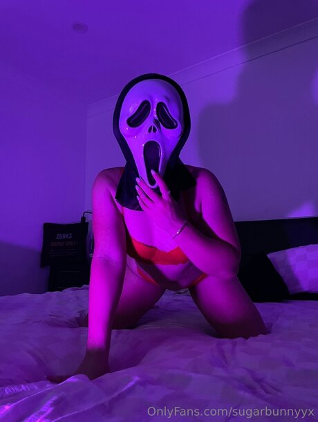 Naughtybunnyyx