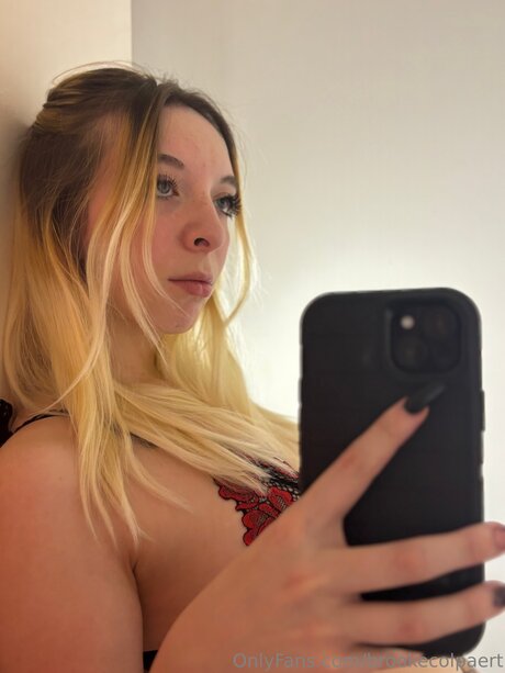Nacktes geleaktes OnlyFans-Foto von Brookecolpaert