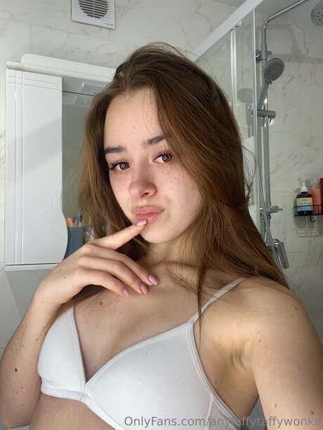Nacktes geleaktes OnlyFans-Foto von Anylaffytaffywonka