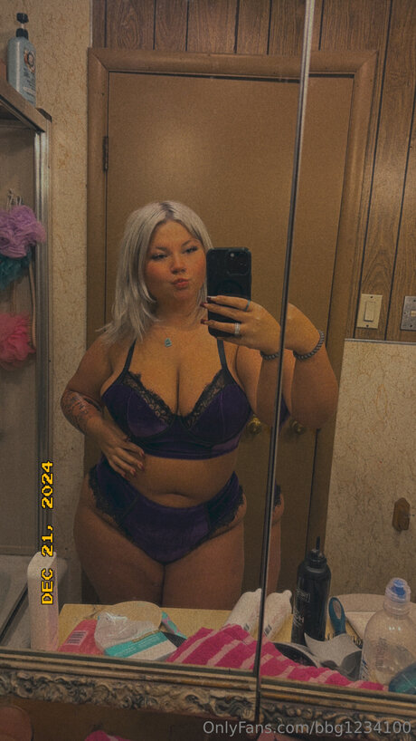 Nacktes geleaktes OnlyFans-Foto von Bbg1234100