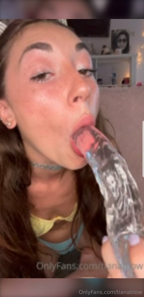 Nacktes geleaktes OnlyFans-Foto von Tianablow