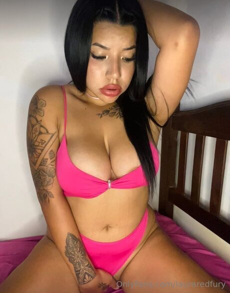 Lauraredfury