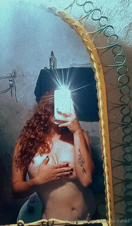 Aria Redhead