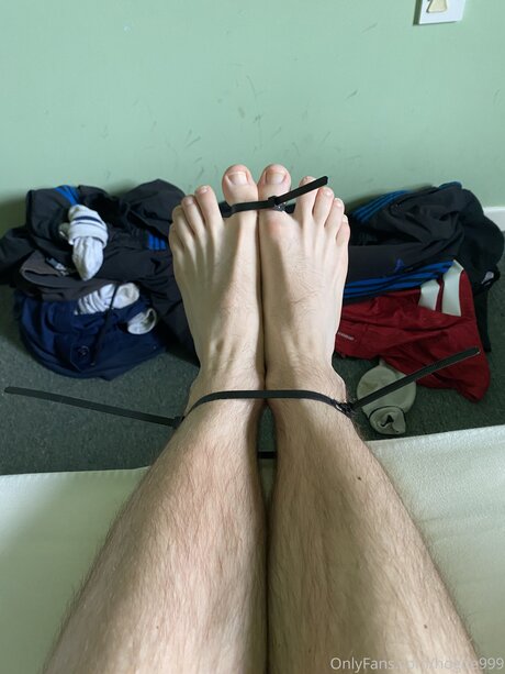 Hogtie999