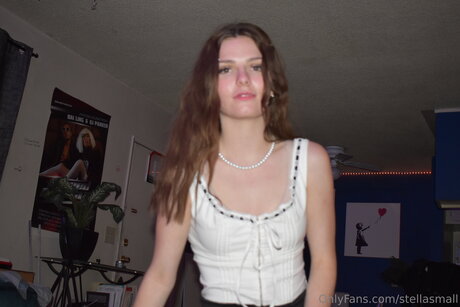 Nacktes geleaktes OnlyFans-Foto von Ho11ywoodgirl
