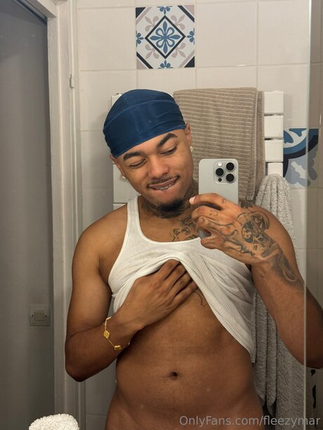 Nacktes geleaktes OnlyFans-Foto von Omarlwc