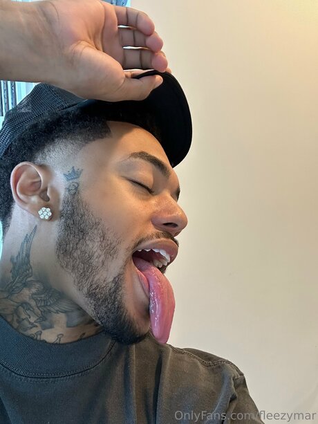Nacktes geleaktes OnlyFans-Foto von Omarlwc
