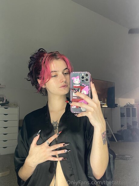 Nacktes geleaktes OnlyFans-Foto von Thetattedfairy