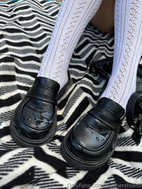 Lovehershoess