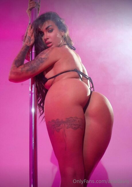 Nacktes geleaktes OnlyFans-Foto von Anadavis