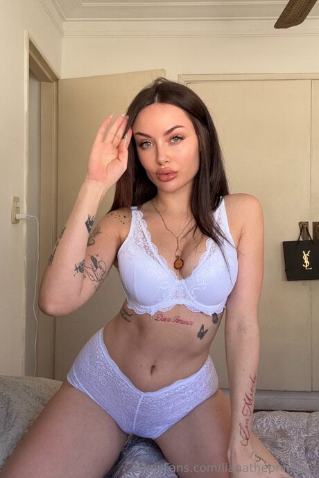 Nacktes geleaktes OnlyFans-Foto von Lianatheprincess