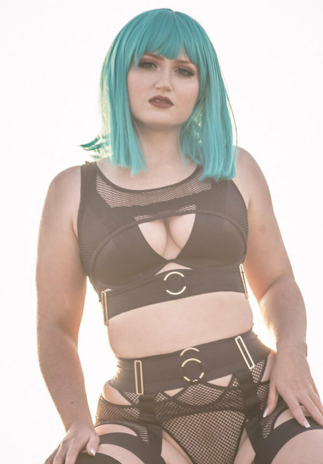 Nacktes geleaktes OnlyFans-Foto von Termina Cosplay