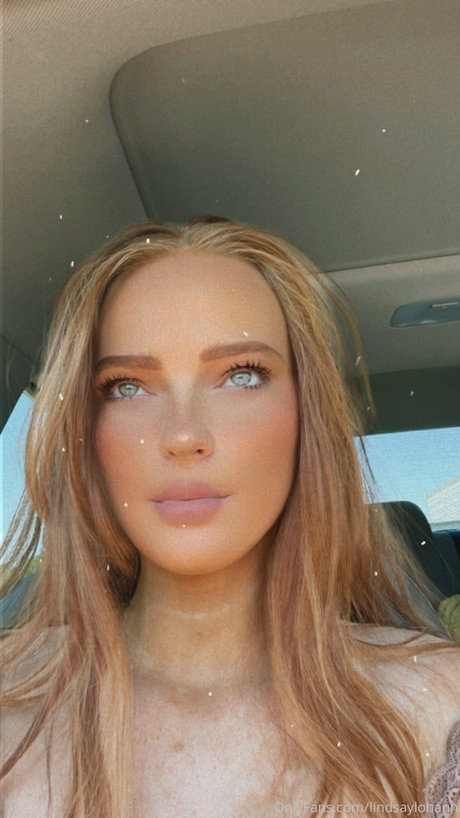 Nacktes geleaktes OnlyFans-Foto von Lindsay Lohann
